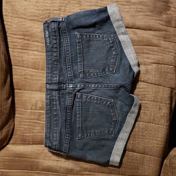 Bullhead shorts size 00 - Picture 2 of 3